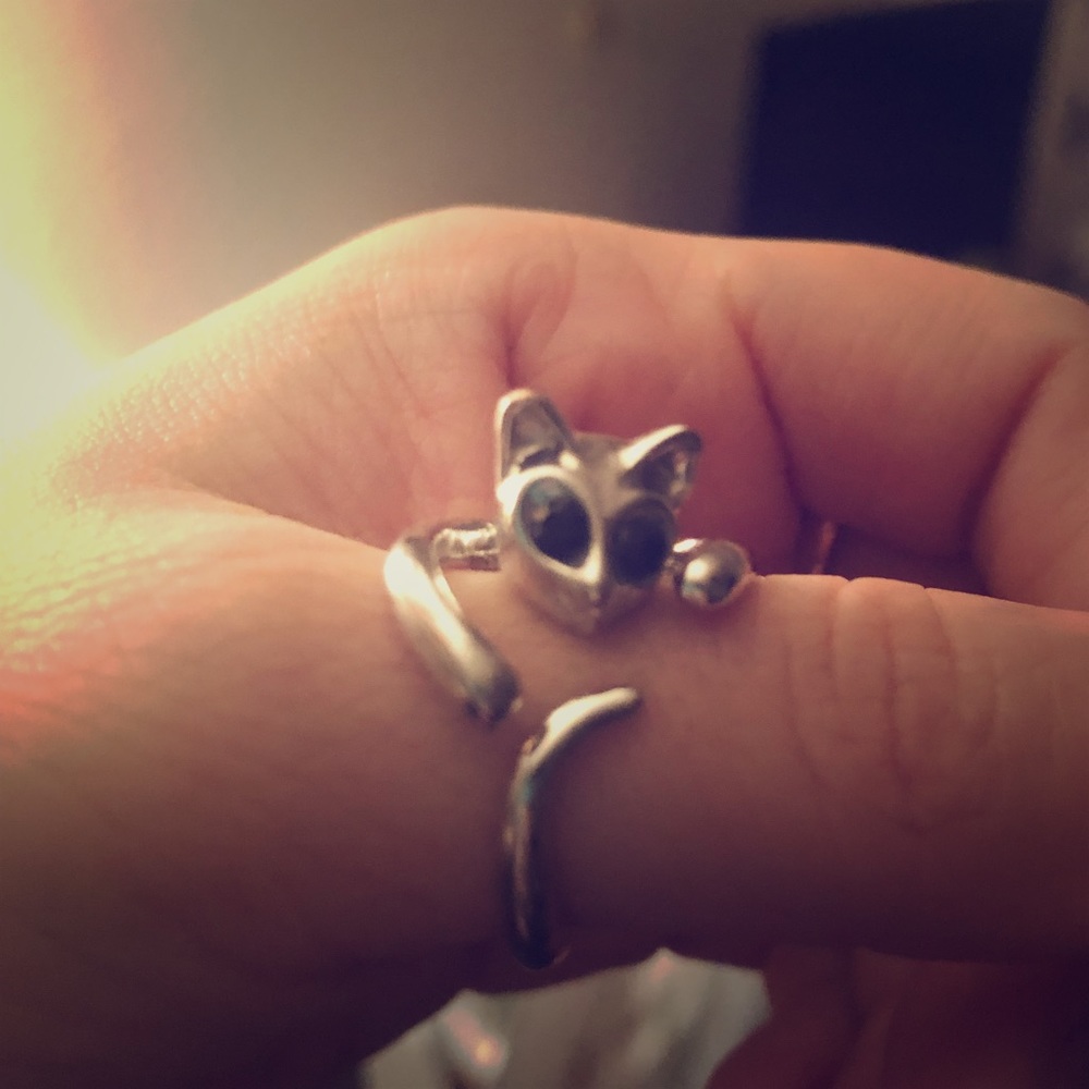 Meowingtons Sphynx Cat Ring